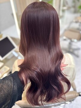 ルームバイシー 新宿(Loom. by Sea) 〇暗めカラー×レイヤーカット[ミディアム/くびれ巻き]