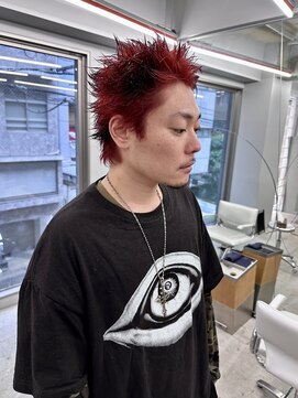 メンズレコ 渋谷(MEN'S LECO) ブルーブラックフェザーパーマ刈り上げセンターパート