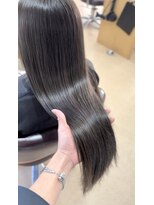 ラグシー(RAGCIE) 【ひとみ】オリーブグレージュ × 髪質改善ストレート