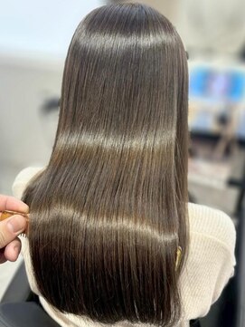 ハーシーバイアポロ 相模大野(HERSHE by apollo) x髪質改善/ホワイトグレージュ/レイヤーカット/チェリーブラウン