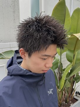 ログ オモテサンドウ(L.O.G OMOTESANDO) スパイキーショート