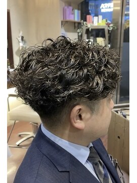 ヘアリゾート粋 ドゥオ 新宿南口店(dua) メンズスパイラルサーフパーマ