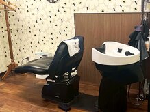 ANT hair +　【アント ヘアー プラス】鶴見店の雰囲気（ゆったりできるシャンプー台♪）