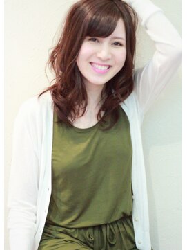 ヘアサロン マゼラン 新宿(Magellan) 大人キュート・無造作セミディカール