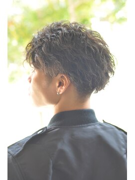 ヘッドストック(HEAD STOCK) 【ヘッドストック】グランジパーマ・刈り上げ風味@MD