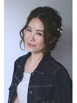 アトリエサニーデイ(atelier SUNNY DAY)&nbsp;三つ編み/ヘアアレンジ/編みこみアレンジ/編み下ろし/フルメイク