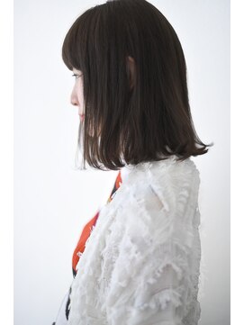 ヴィッカエコル (vicca 'ekolu) 《ekolu 横山》切りっぱなしお洒落ボブ