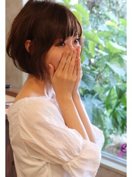 ラピッツヘアデザイン(la Pitt's hair design) お手入れ簡単♪アシメバング耳かけふんわりパーマ☆