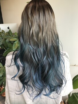 ヘアサロン エン(hair salon en.) グレージュ→ブルーグラデーション