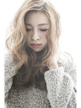 ミエル ヘア 新宿(miel hair) 【miel hair新宿】フェミニンすぎないカジュアルウェーブ☆