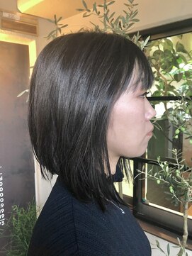 アル(AL) 【AL】小栗春花 個性派前下がりボブ