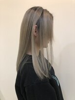 ケリーズグリーン(Kelly's Green)&nbsp;ホワイトブロンド