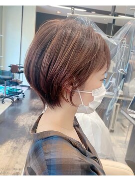 アッシュ 横浜西口店(Ash) 【コーラルピンクが可愛すぎ】ショートヘア