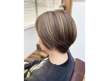 ベッカ(Becca)