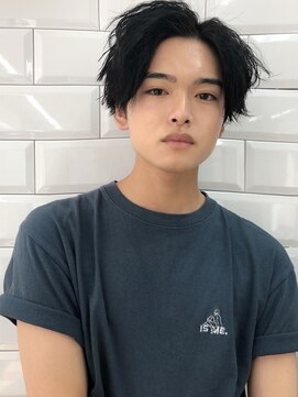 デイズ(DAYS) ツーブロック/センターパート/ツイストパーマ/キレイめ