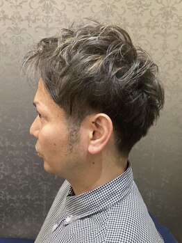 トレンド感溢れるビジネスヘアStyleへと導く◆骨格・髪質を見極めたスタイルで忙しい朝のセットも簡単！