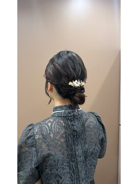 インビテーション 名古屋(invitation) シニヨン