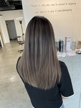 キング 高槻(K!ng) 縮毛矯正髪質改善ハイライトレイヤーカット高槻美容室エクステ