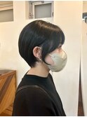 丸みショートボブ◎小顔×前下がりレイヤー大人可愛い