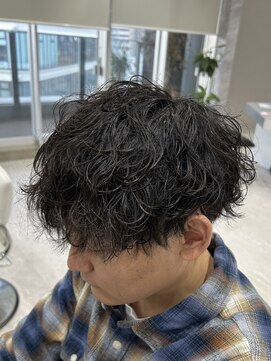 グロップ 町田(GLOP) 大人っぽさを引き出す波巻きパーマ/メンズパーマ