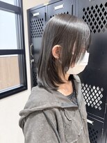 ロウ 町田(ROW)&nbsp;小顔カット　ウルフレイヤー　担当清水