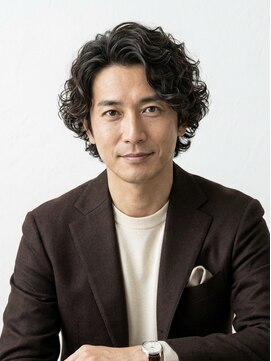 ブロッサム 東中野店 波巻きツイストスパイラルで魅せる大人マッシュ