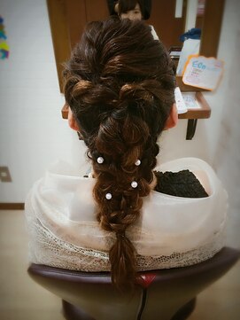 ヘア デザイン クランプ フロント(Hair Design CLAMP front) 編み込みダウンスタイル