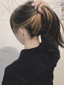 ナナカバイミーツハンド(nana.ca by meetsHAND) グレージュインナーカラー ヘルシースタイル 小顔カット