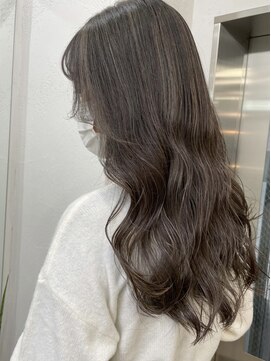 キラ 渋谷(KILLA) ハイライトグレージュ/ホワイトアッシュ/白髪ぼかし/髪質改善