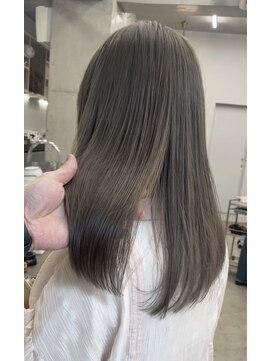 ヴァーディ オモテサンドウ(Vardy omotesando) グレージュ/ハイトーン/ダブルカラー・ケアブリーチカラー