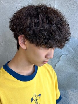 ニアウ 伊勢崎連取店(Niau) 波巻きスパイラルパーマツイストスパイラルパーマシャドウパーマ