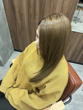 ミータイム(me-time) まろやか透明感ベージュ×ロングヘアー