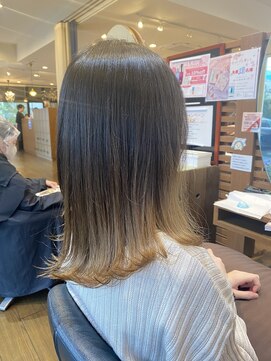 セカンド 鴨江店(2COND) グラデーションカラー