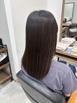 ルピナス 北千住(Lupinus) ブラウンベース、ウル艶ロングヘアー