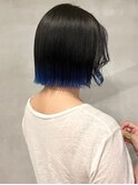 裾カラー ブルー 切りっぱなしボブ 外ハネボブ ストレート 20代