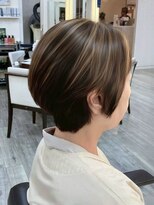 ソシエ 天王寺ミオ店 ラフにキマる大人のハイライトショート