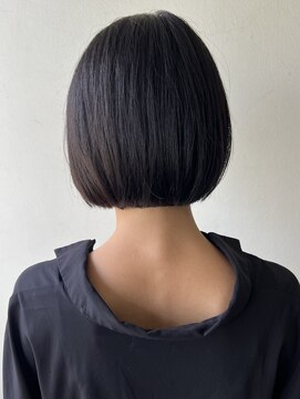 エクラート イーリス 高田馬場店(ECLART IriS) 地毛風ダークブラウン×大人ミニボブ