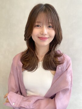 トゥルーズ(TLUUS) TLUUSミルクティーブロンドワンホンレイヤーダークブルー