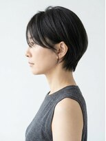 エドゥース(et DOUCE) 横顔美人 黒髪洗練ハンサムショート