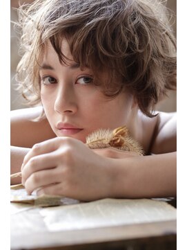 カライングドゥ(ing deux) 【＋～ing deux】90s外国人風パーマStyleのリメイク【畠山竜哉】