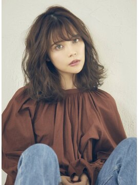 トリエラ(TRIELA) カジュアルウェーブボブディ