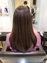 自然でツヤのある縮毛矯正をかけたい方に