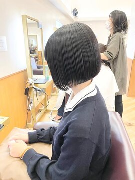 アルバ ヘアリゾート(ALBA) 【ALBAさわ】学生さんボブ