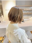 マロンベージュ×顎下2cm切りっぱなしボブ【渡辺俊弥】梅田