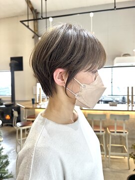 ソーコ(SOKO) くびれショート