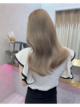 ロンド レア 天神大名店(Lond Le’a) ダブルカラーミルクティーベージュカラーブルーブラックブリーチ