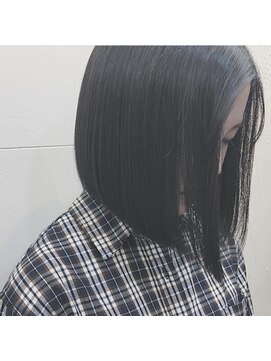 ブラン(Le BLANC) 【下地　由美】切りっぱなしボブ