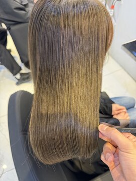 リーホリエ(Lee Horie) 髪質改善ストレート