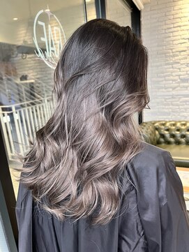 ラフトーキョウセカンド(RAF TOKYO 2nd) 根元が伸びても気にならないグラデーション