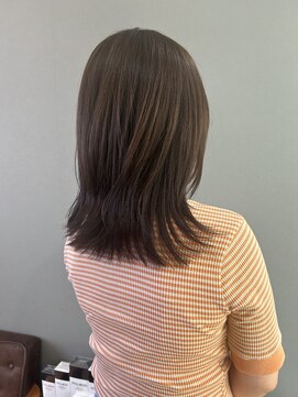 ココカラヘアー プラス(cococara‐hair plus) ミディアムレイヤー/ウルフレイヤー/オリーブベージュ/透明感